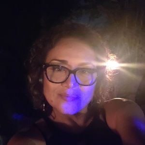 Meet your Posher, Antonia